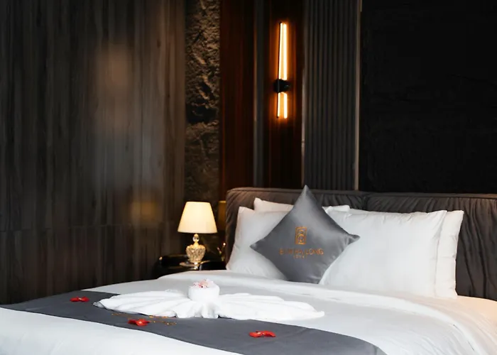 H T C Hotel *